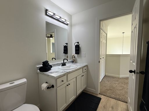 Listing photo thumbnail