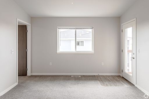 Listing photo thumbnail