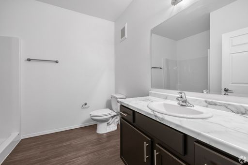 Listing photo thumbnail
