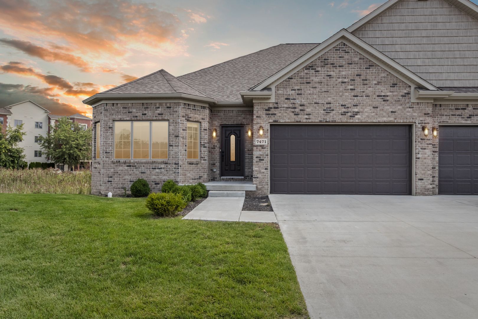 Davison Apartment: 1243 Main Gate Drive