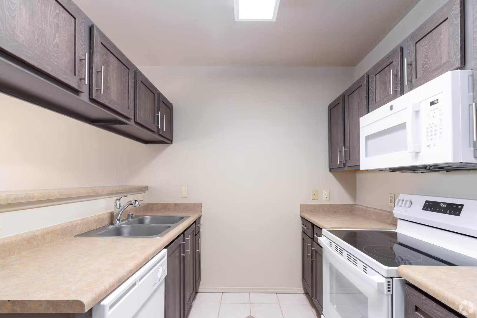 Quail Ridge Apartments 3 of 12