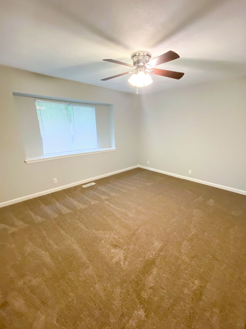 Tulsa House: 13809 E 27th Place