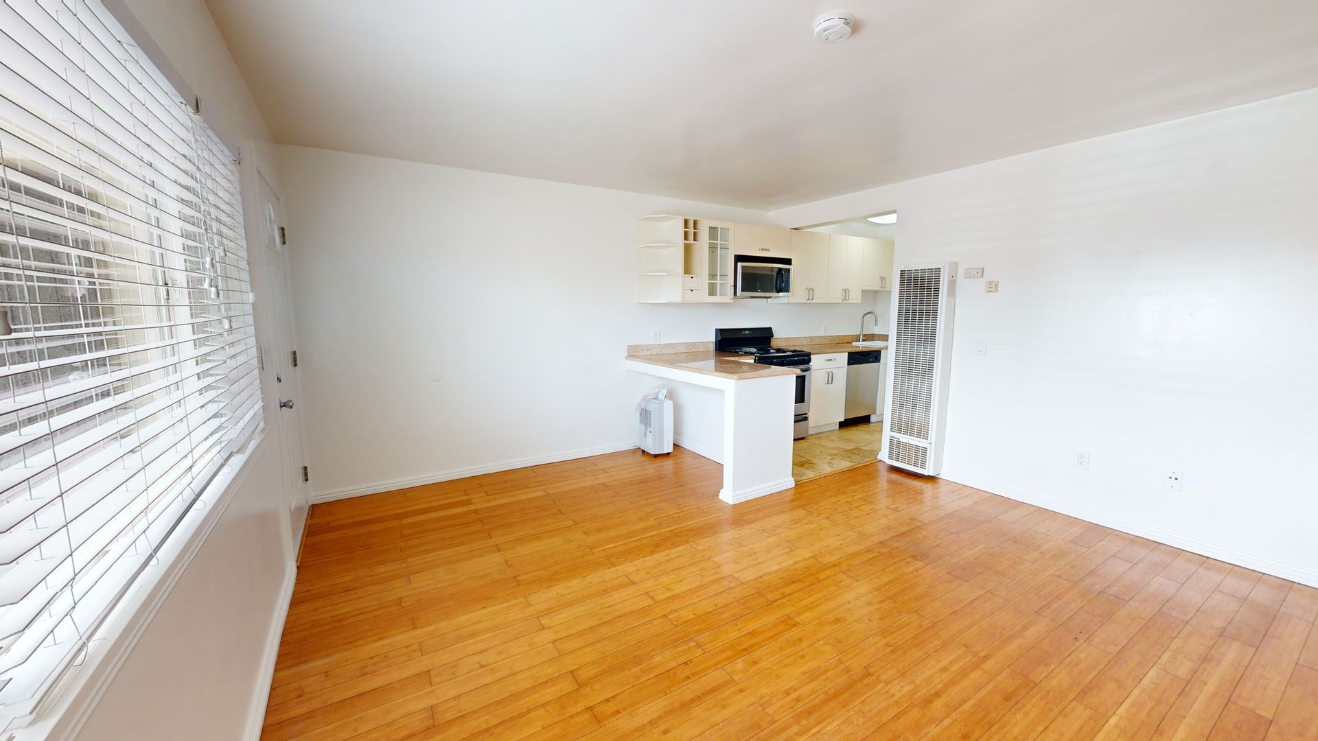Imperial Beach Apartment: 100 Palm Avenue