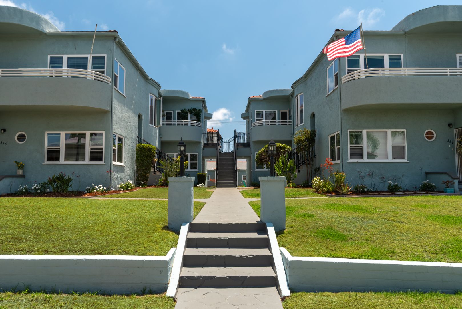 Coronado Apartment: 349-363 D Avenue