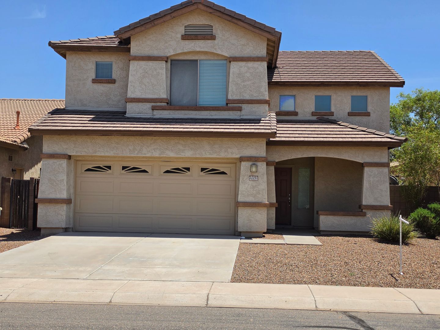 Maricopa House: 22257 N Gibson Dr