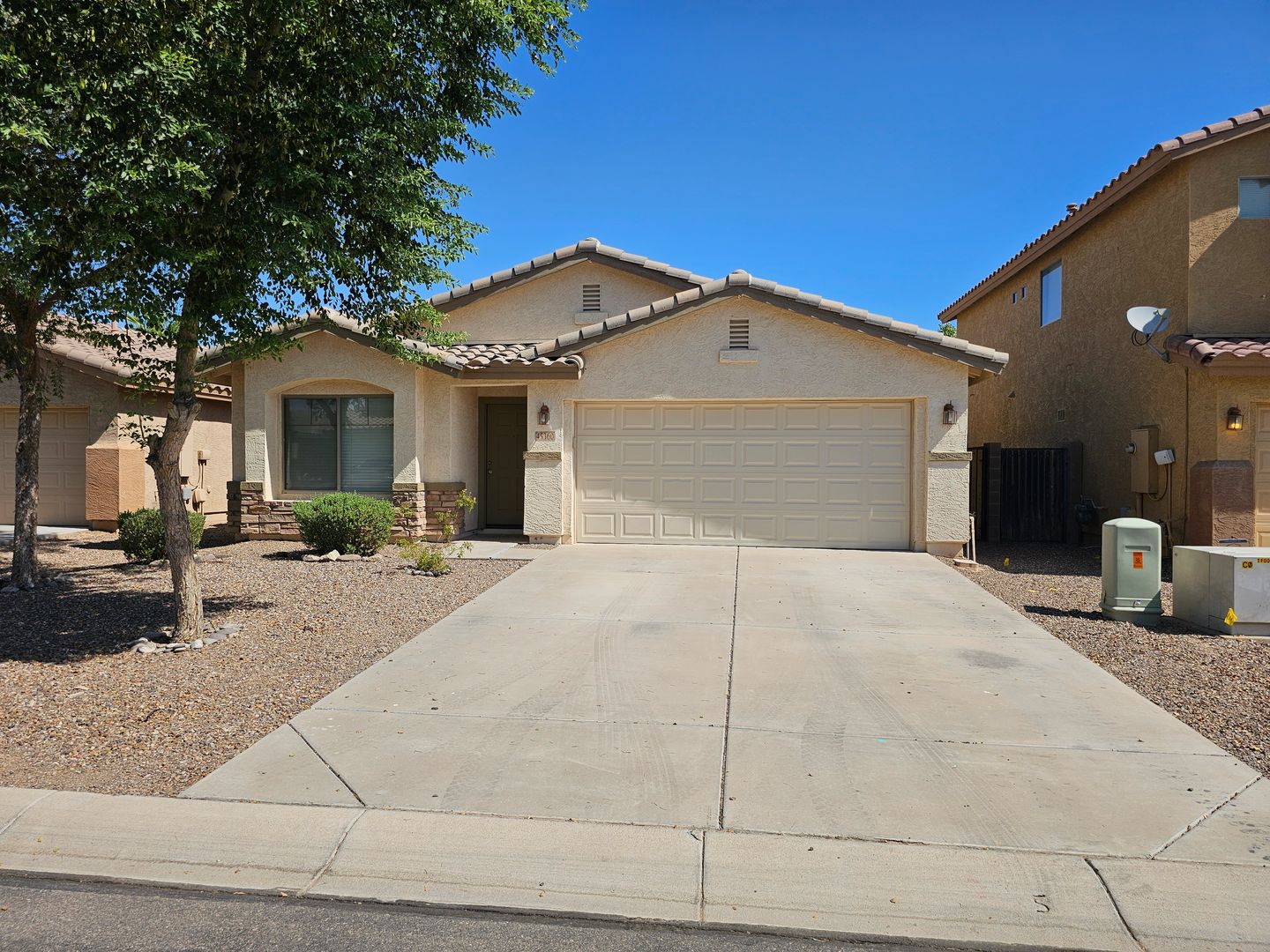 Maricopa House: 45360 W Woody RD