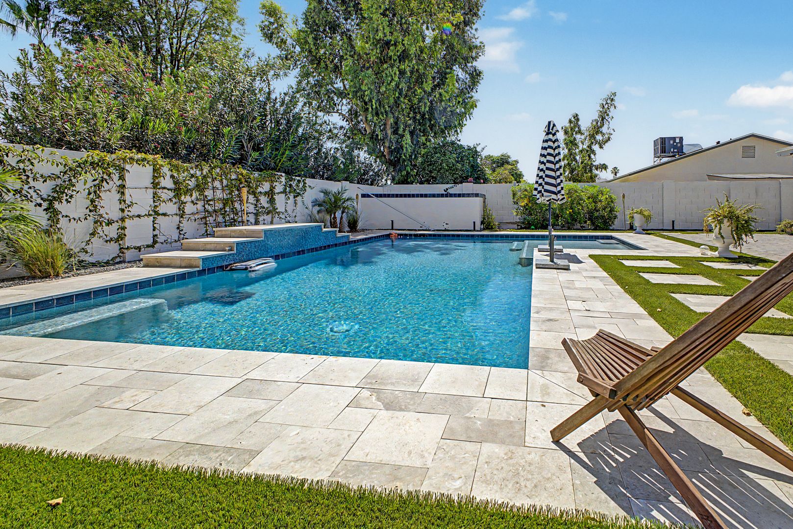 Scottsdale House: 5017 E Acoma Dr