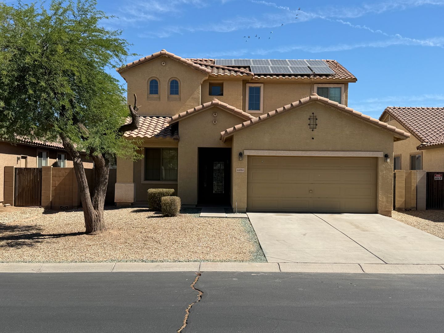 Maricopa House: 44064 W Palo Cedro Rd