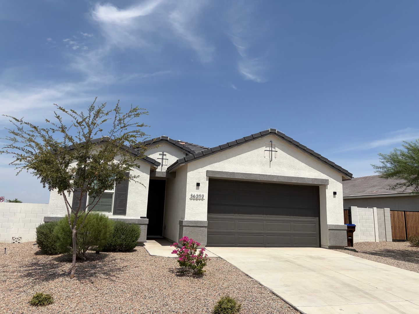 Maricopa House: 36202 W San Alvarez Ave