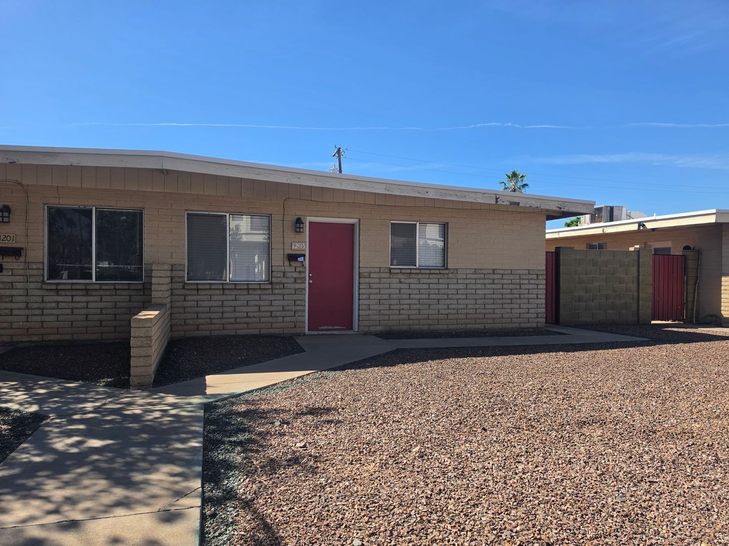 Tempe Apartment: 1201 W University Dr