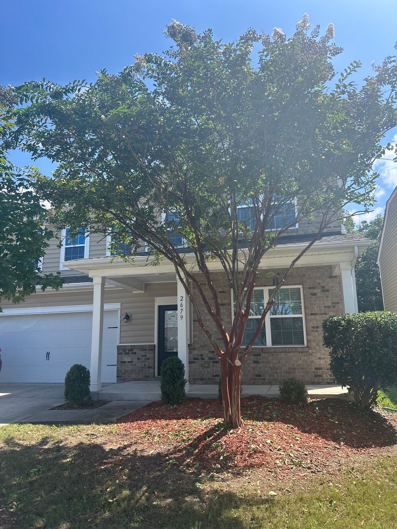 Waxhaw House: 2679 Southern Trace Drive