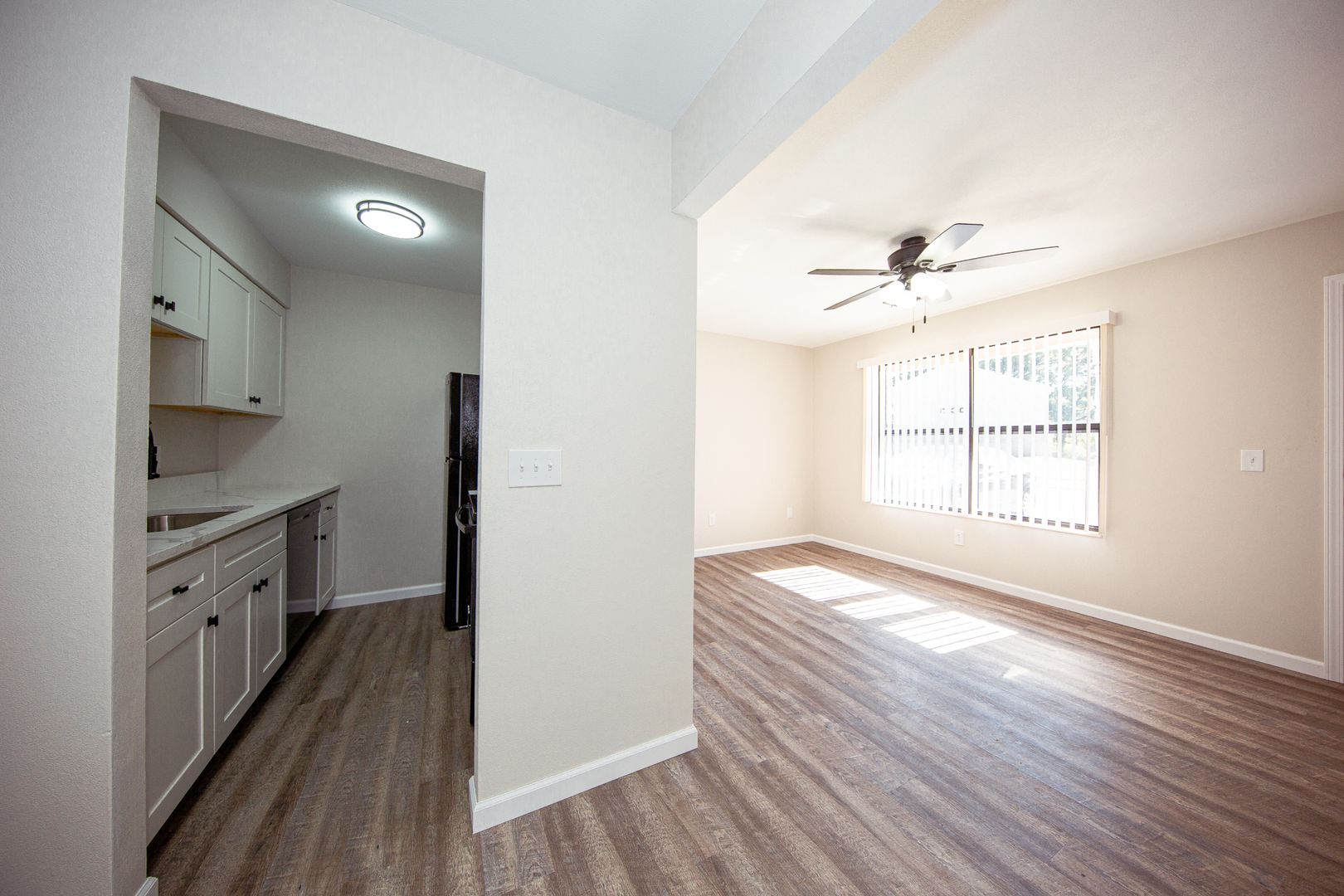 Belleville Apartment: 1730 Shadow Ridge Ct