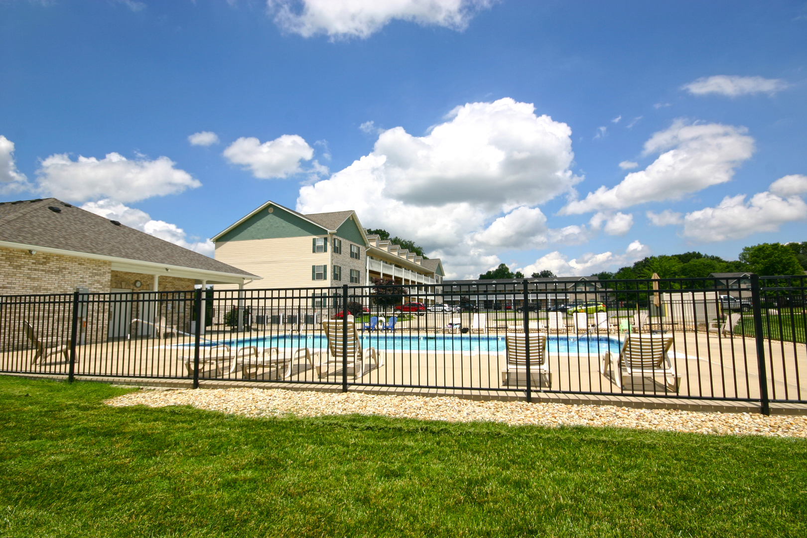 Belleville Apartment: 1671 Shadow Ridge Court