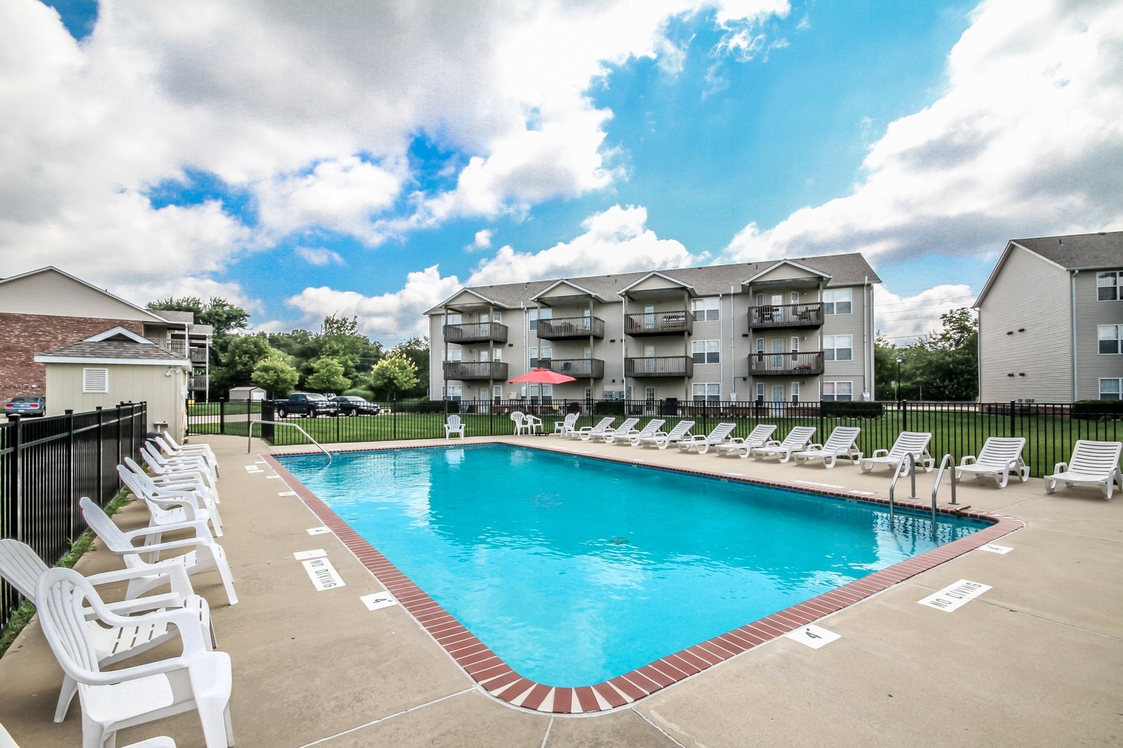 O'Fallon Apartment: 220 Savannah Noel Street