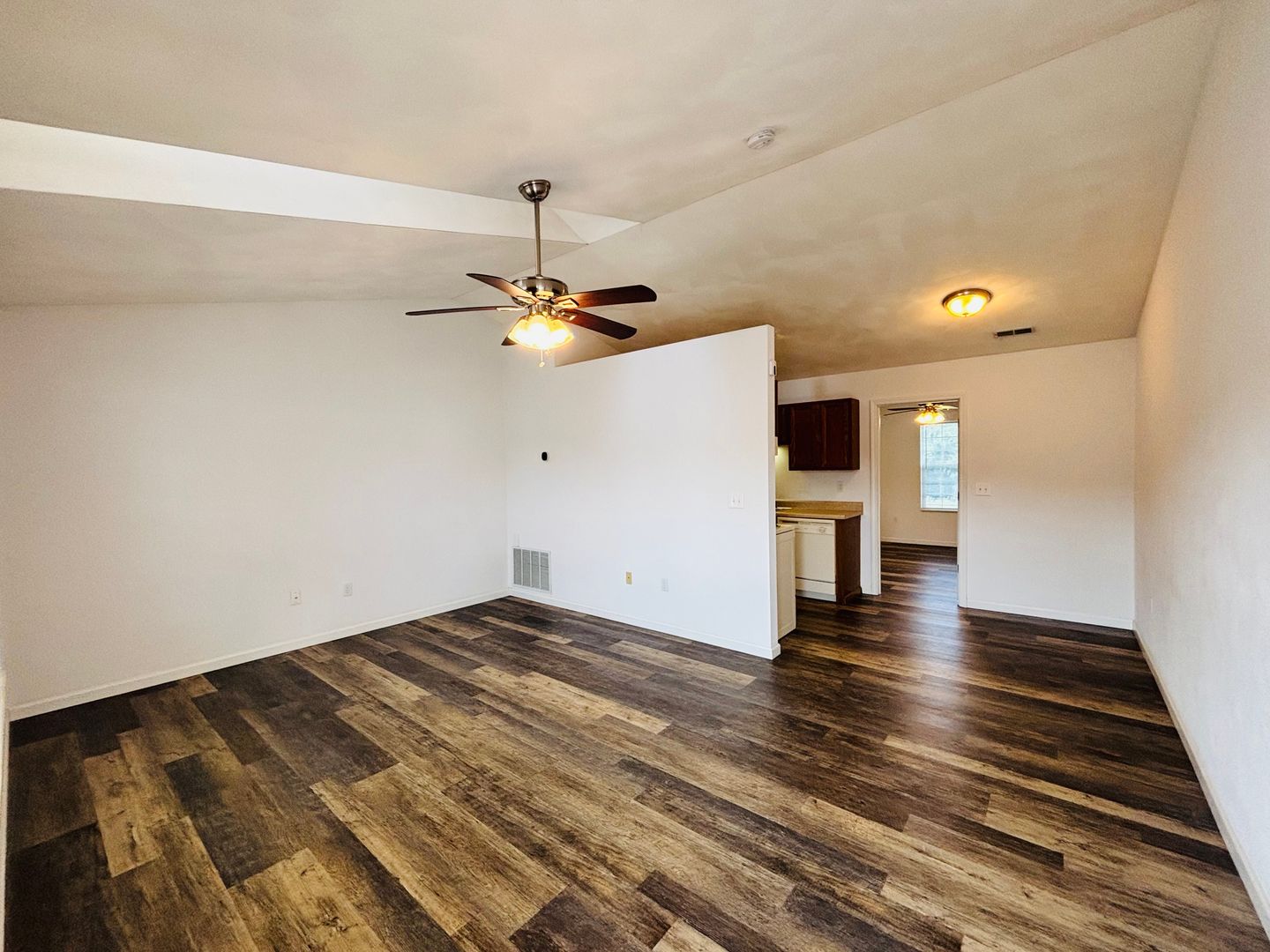 Belleville Apartment: 1671 Shadow Ridge Court