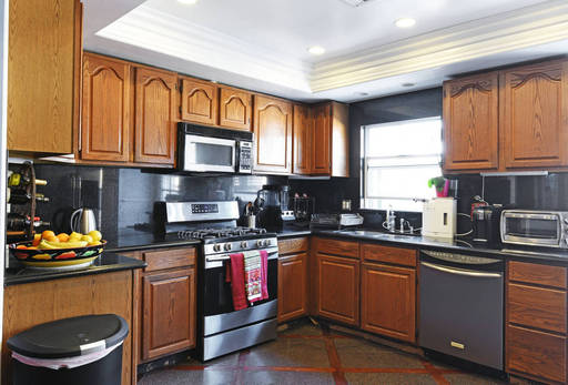 4641 West 162nd Street - Downstairs Left Room, Lawndale, CA 90260