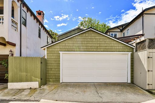 545 21st Street, Manhattan Beach, CA 90266
