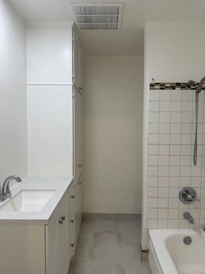 16920 S Vermont Ave, Unit D, Gardena, CA 90247