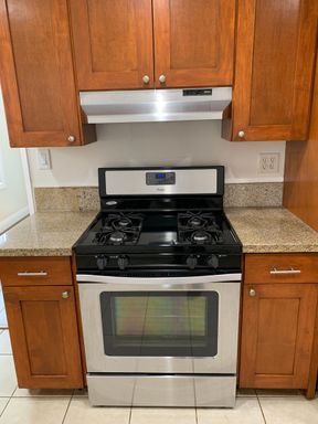 444 N Alta Vista Blvd - Right, Los Angeles, CA 90036