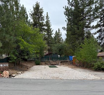 Available Mobile Home Lot in the heart of Big Bear Lake! | Big Bear Mobile Estates