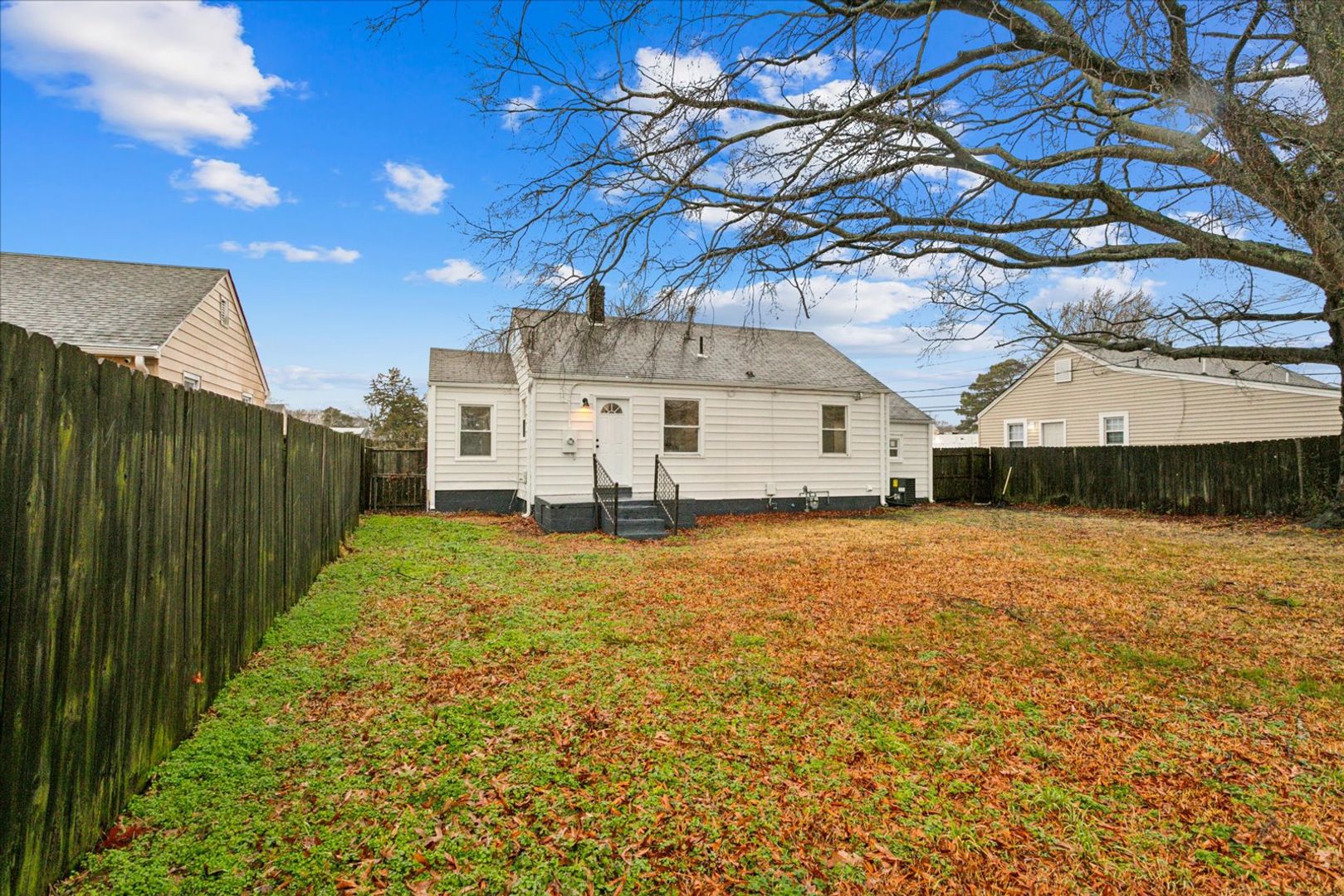 428 Hampton Roads Avenue 29 of 35