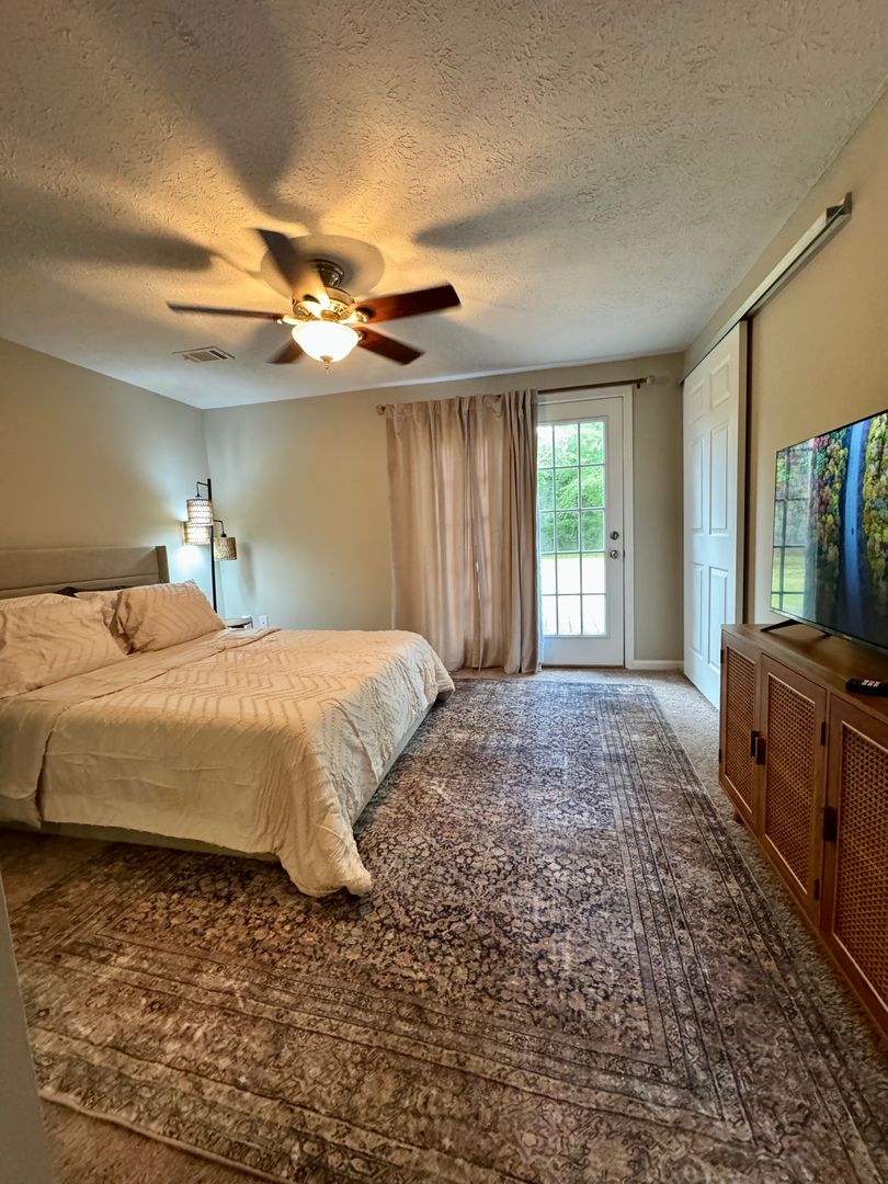 501 Ashwood Drive 8 of 8