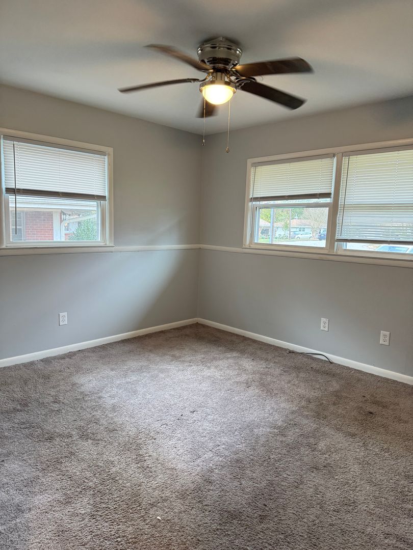 48 Edgemoor Dr. 12 of 12