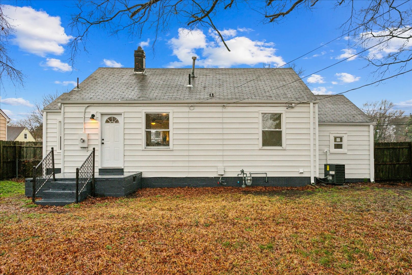 428 Hampton Roads Avenue 31 of 35
