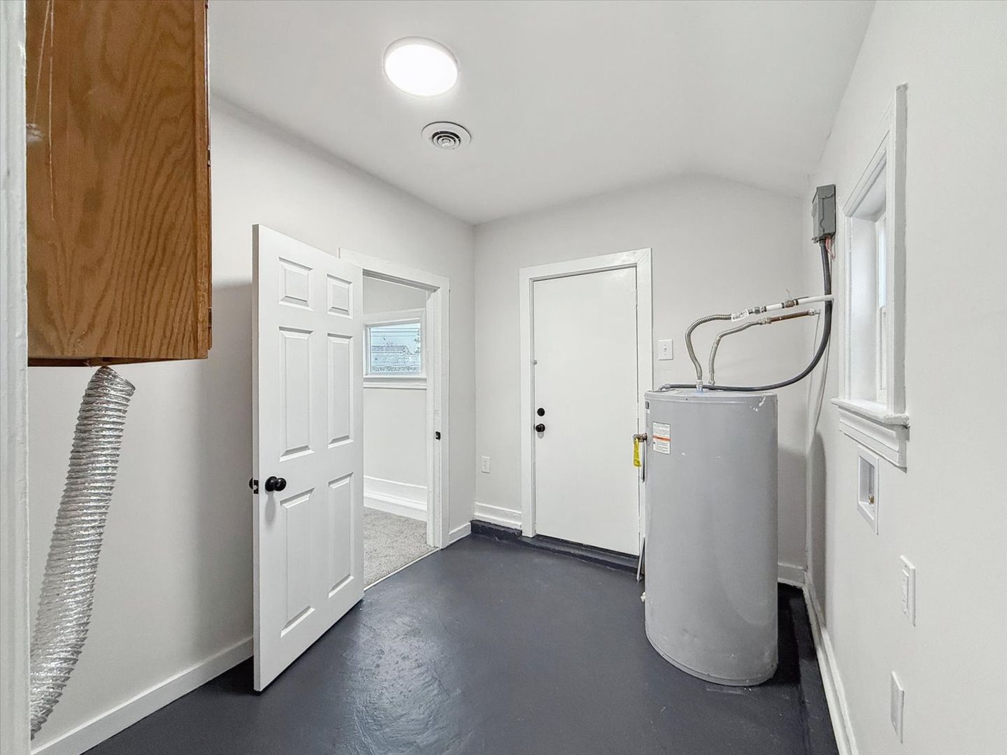 428 Hampton Roads Avenue 22 of 35