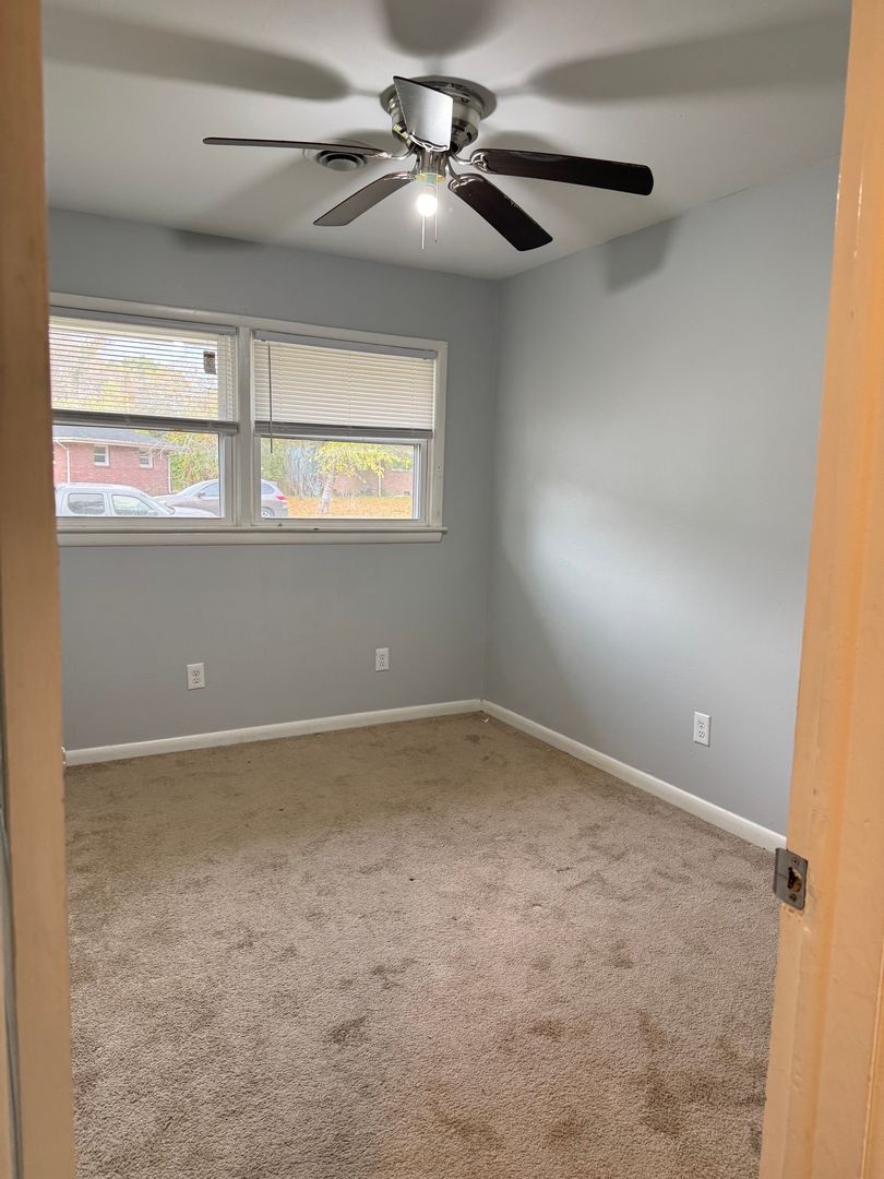 48 Edgemoor Dr. 10 of 12