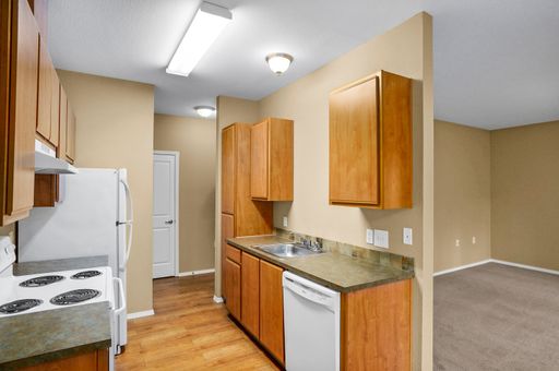 Spacious 2 Bedroom Apartment with AC located in Keizer – photo 1