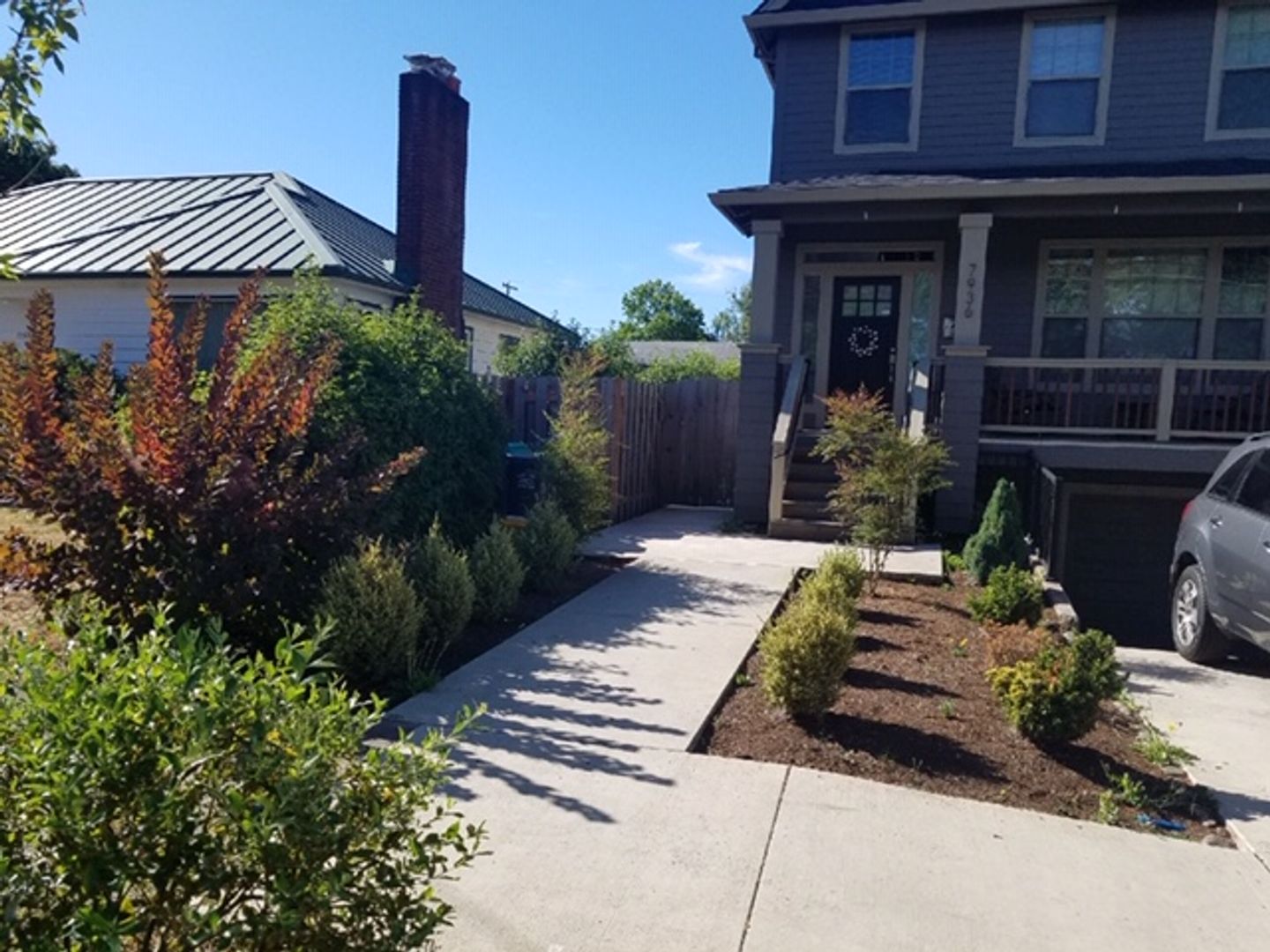 Portland Apartment: 7936 SE Raymond St.