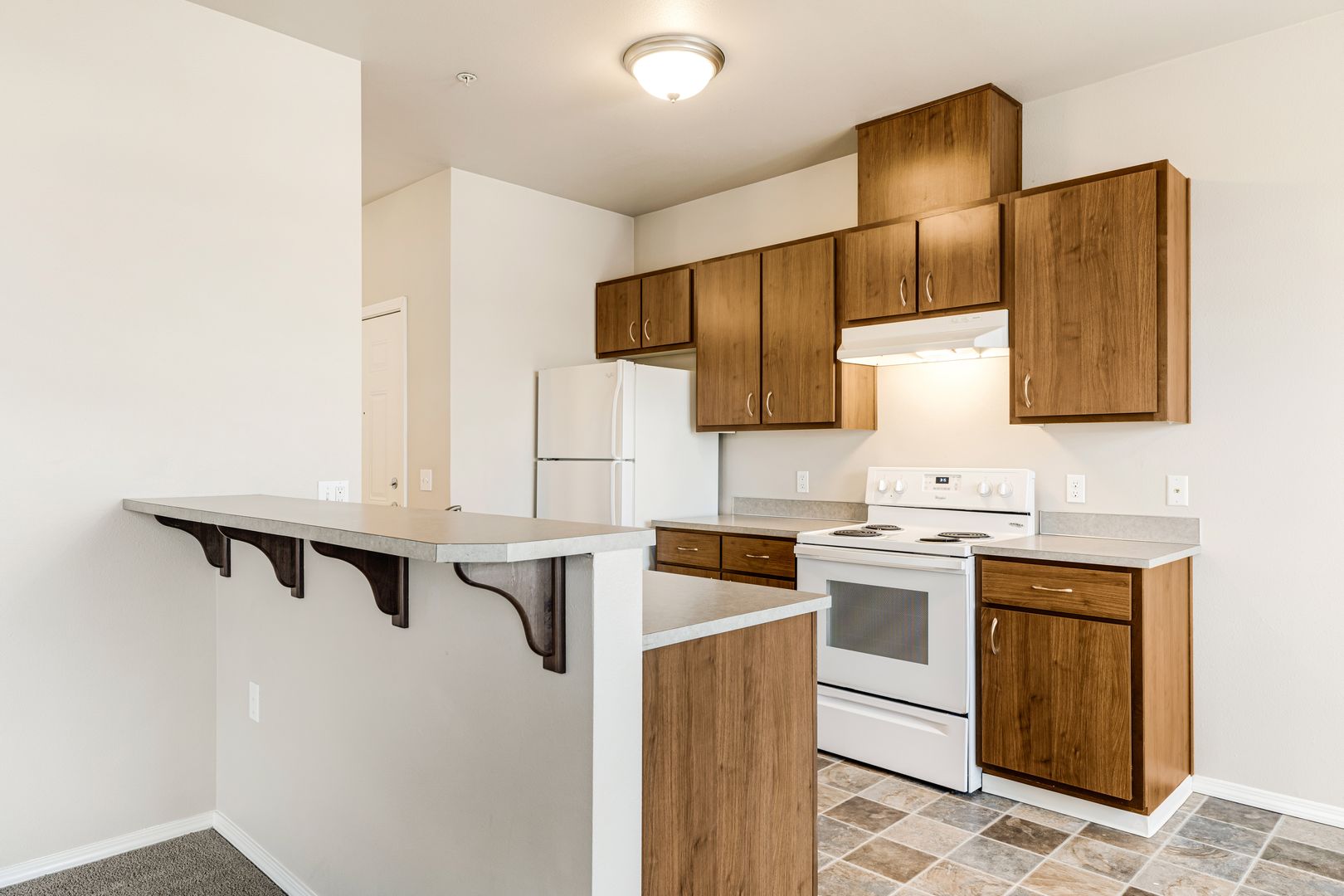 Keizer Apartment: 1294-1342 McGee Ct NE