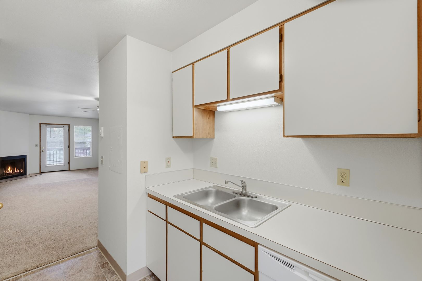 Portland Apartment: 6035-6085 Southwest Beaverton-Hillsdale Hwy