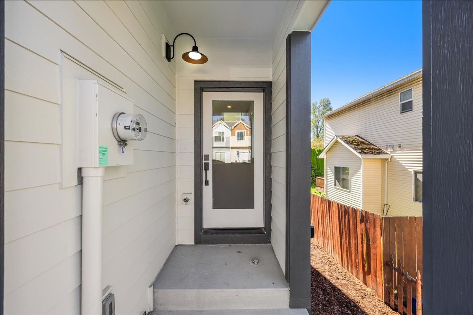 Gresham Townhome: 5850 SE 18th Street