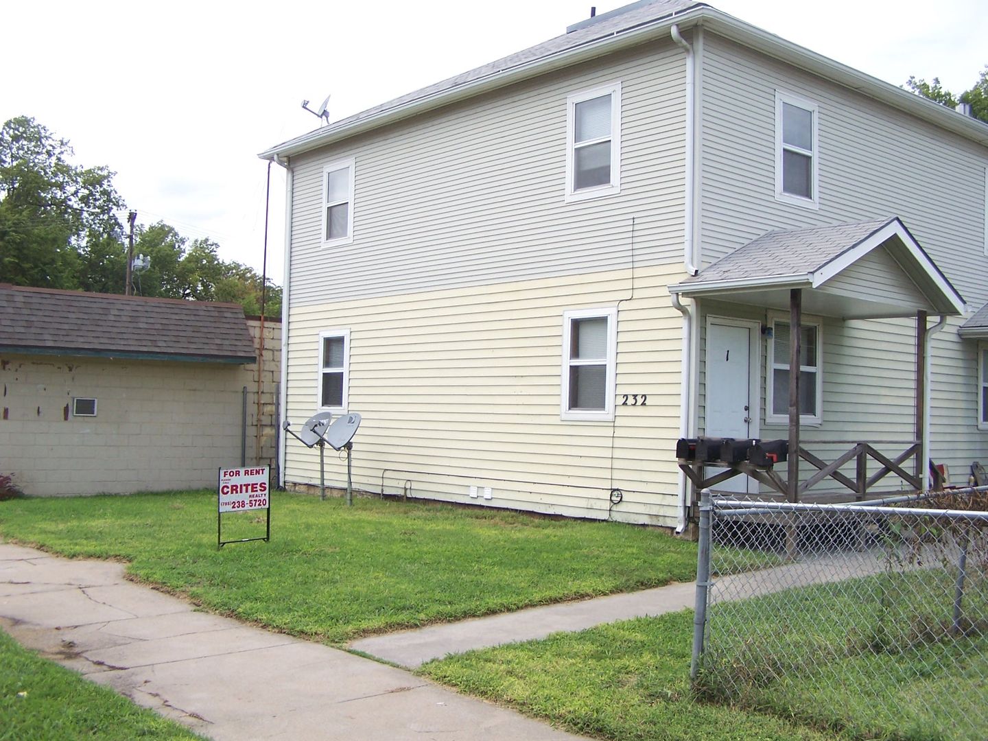 Junction CIty House: 232 W. 8th St. Apt 3