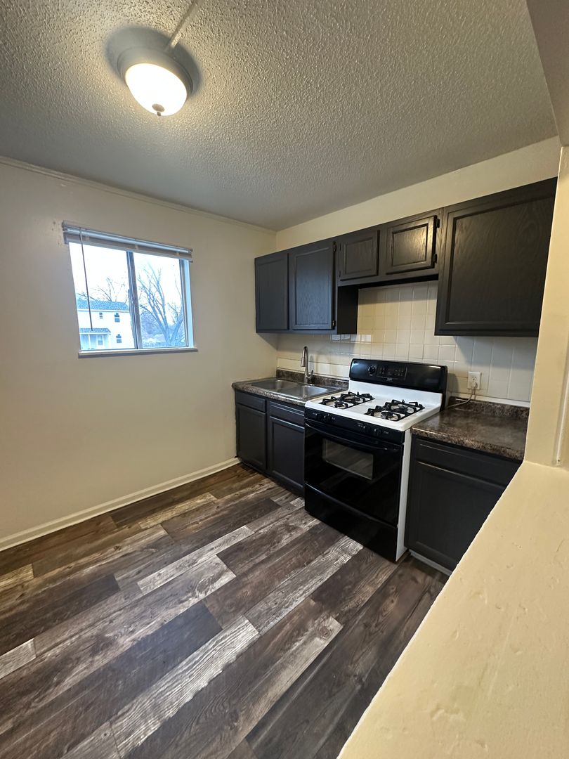 Junction CIty Townhome: 52 RIley Manor