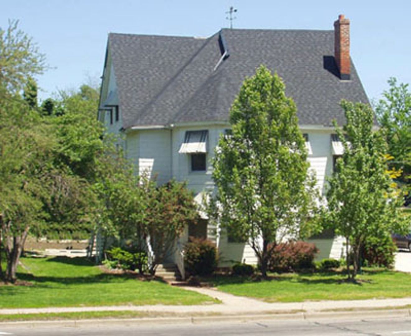 Ann Arbor Apartment: 1331 Washtenaw Ave