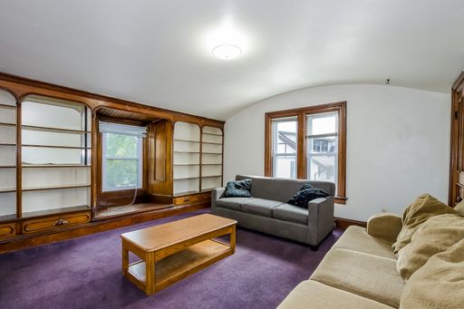 3 Bed 1 Bath Rental at 1328 Washtenaw Ave, Unit 6, Ann Arbor, MI – photo 1