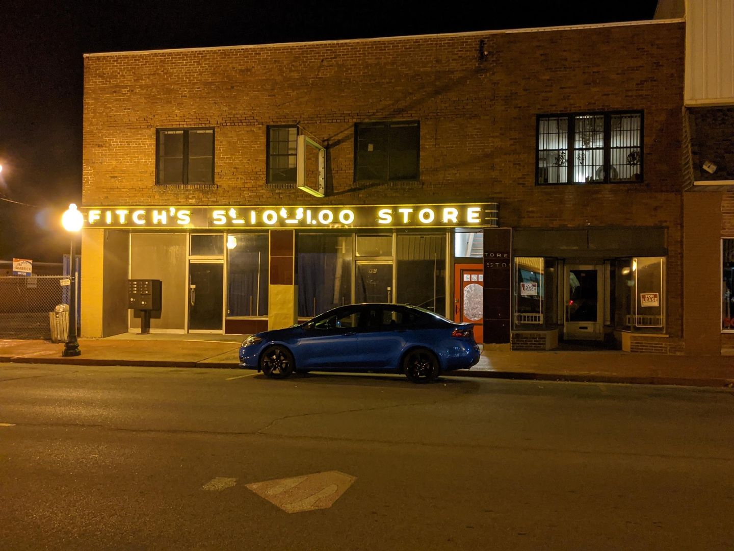 Metropolis Apartment: 706 Market Street