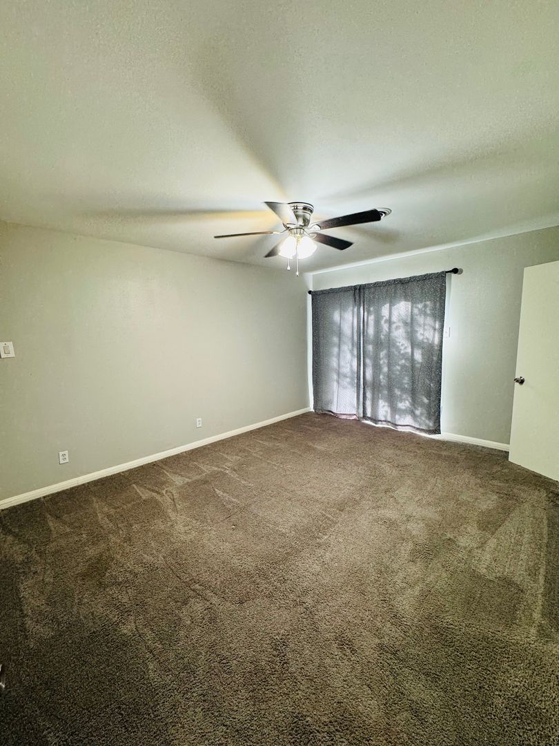 Waco House: 4517 Robinwood Dr