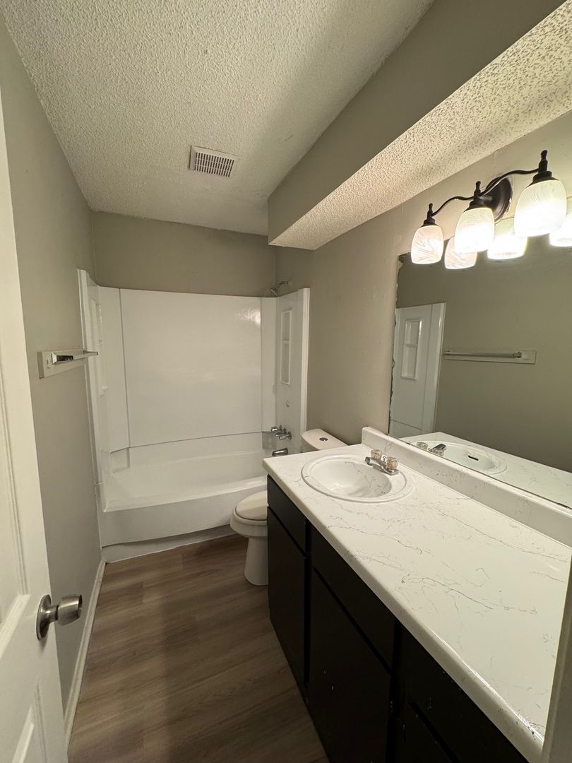 Waco Apartment: 1508 S 13th