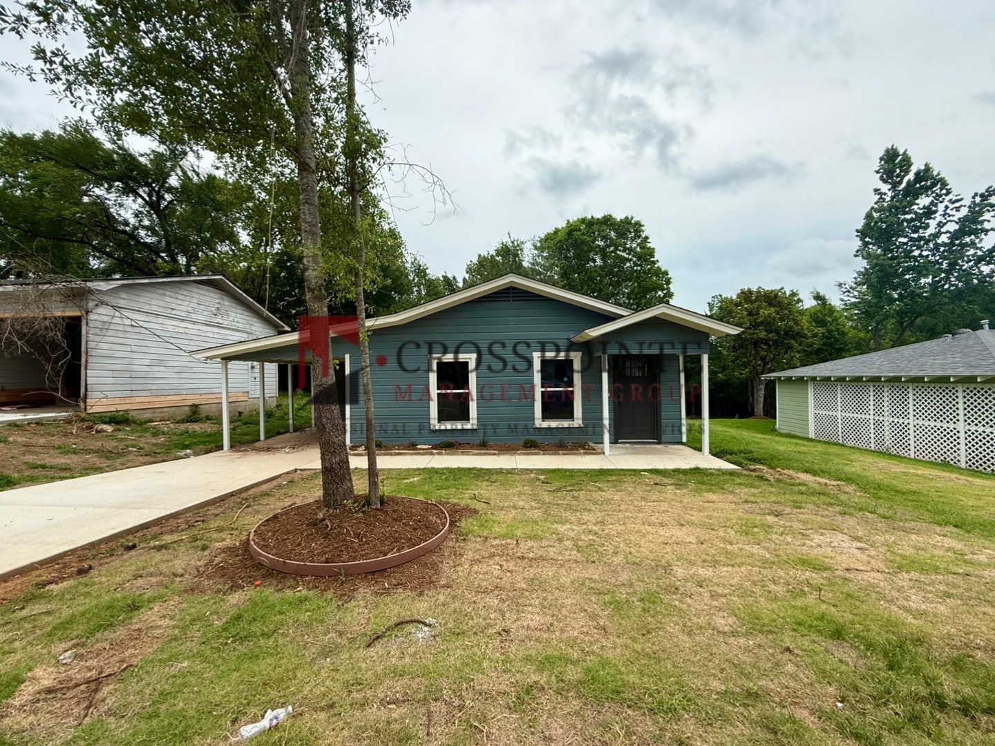 Tyler House: 311 N Virginia Ave