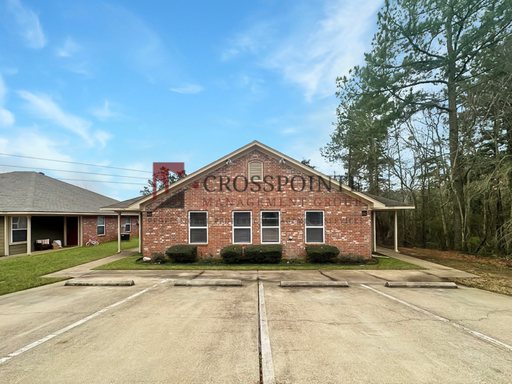 3 Bedroom 2 Bath Duplex at Mansion Creek in Tyler! 1/2 OFF your first full month’s rent! – photo 1