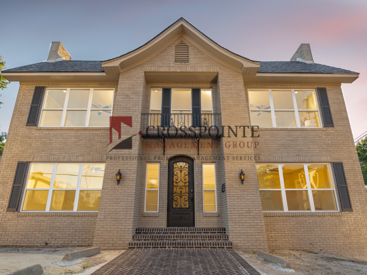 Tyler Apartment: 321 S Bois D Arc Ave.