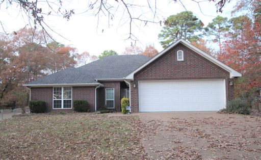Beautiful 3 Bedroom Home in Flint!