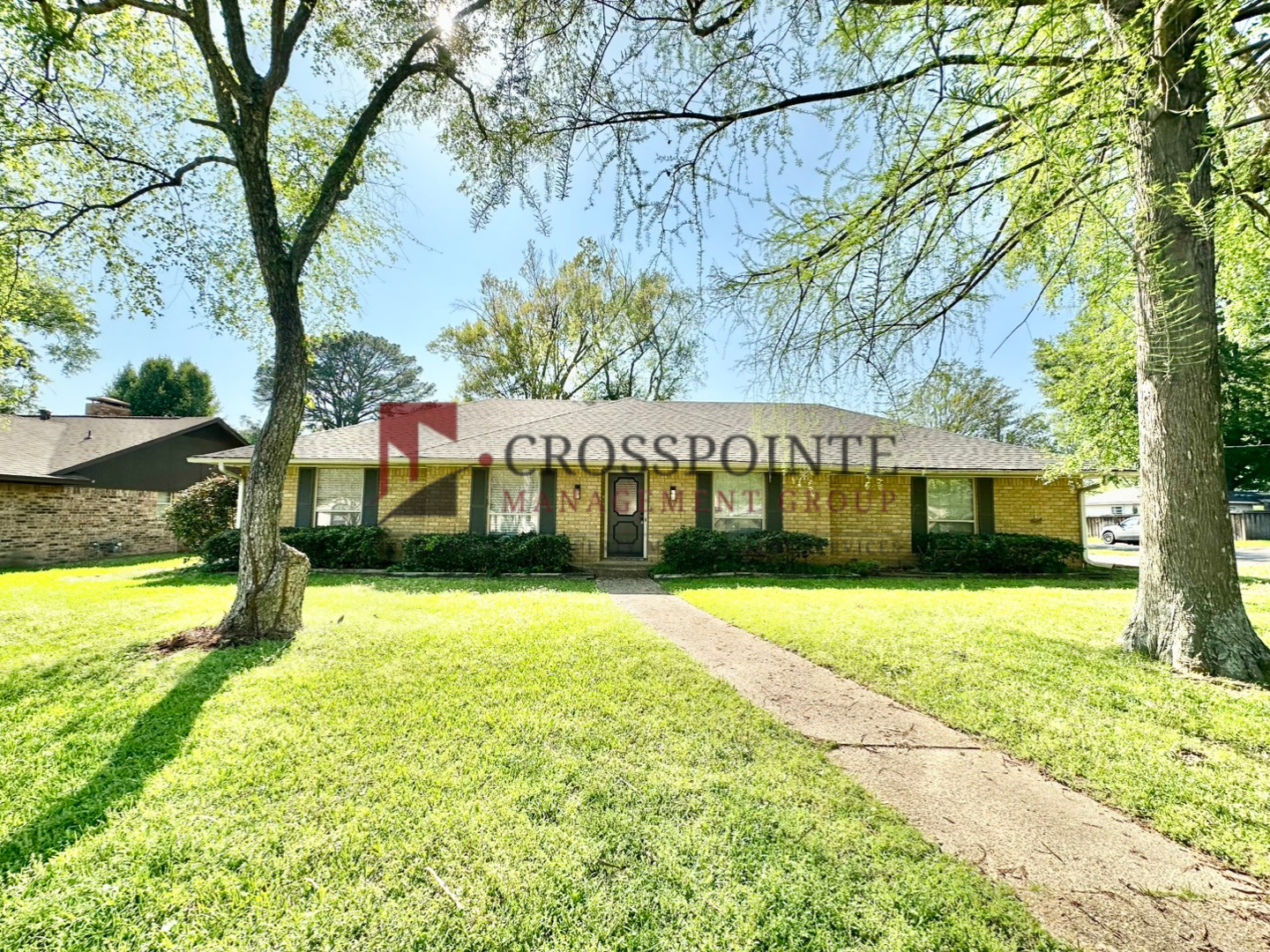 Tyler House: 6101 Wilshire Dr.