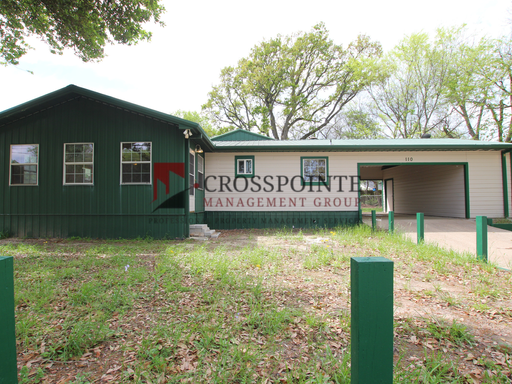 Tour Today! 3 Bedroom 2 Bath in Bullard! Large Shop!