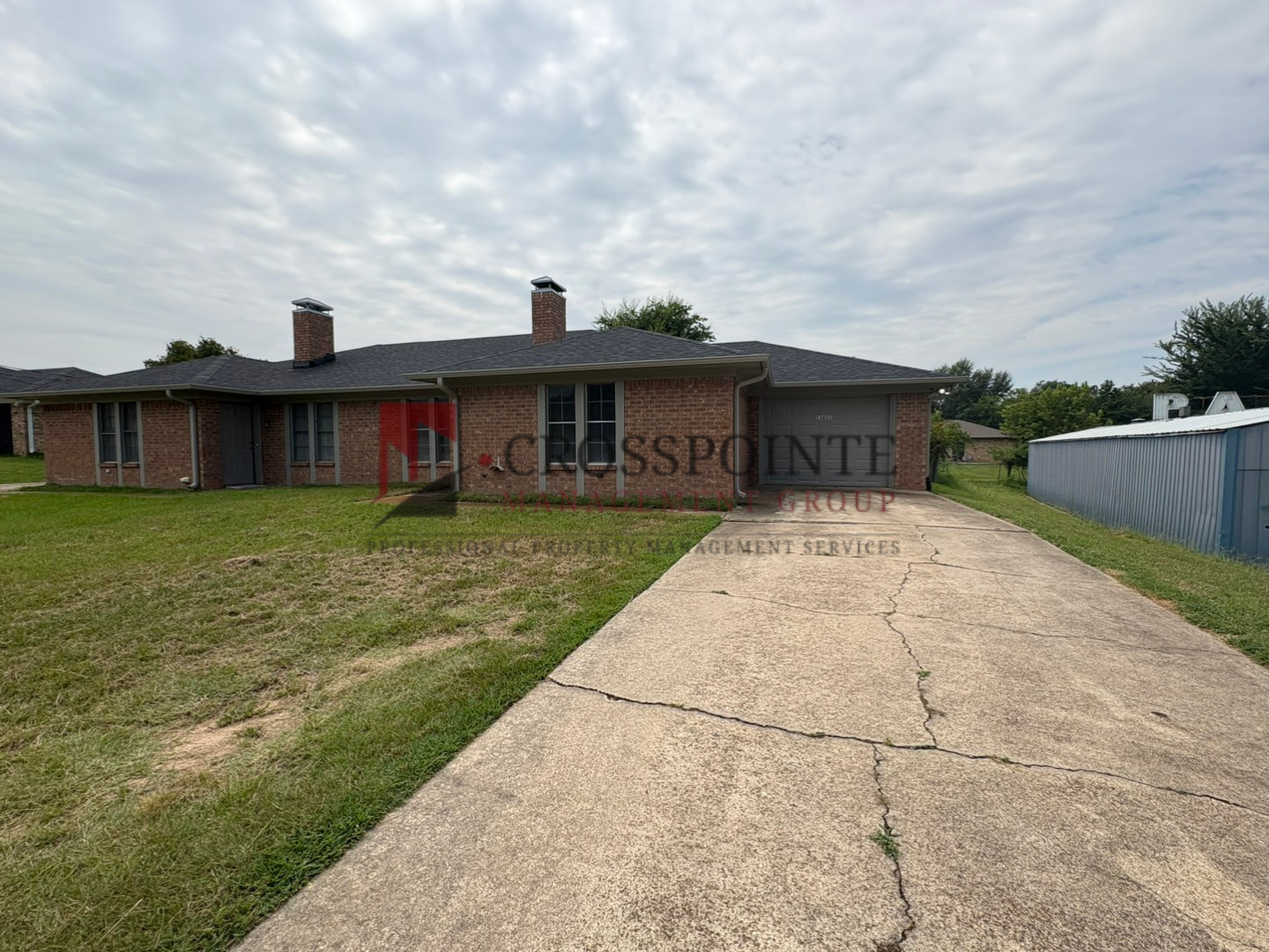 Tyler Apartment: Spur 364