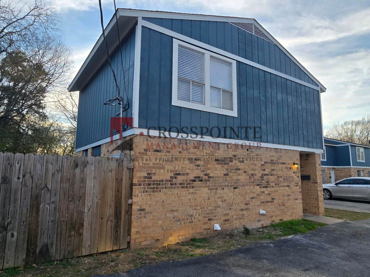 Longview Townhome: 805 Texas St